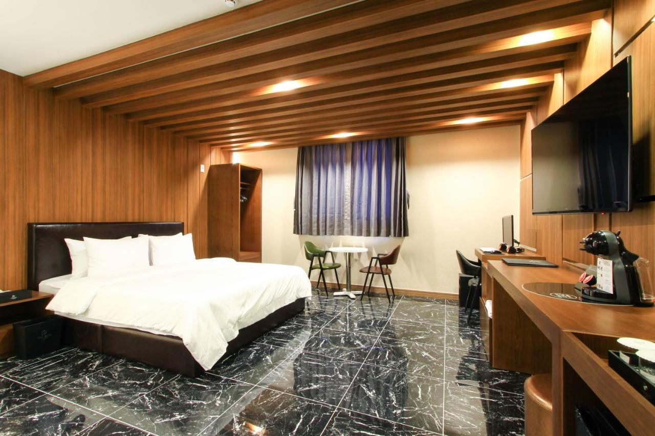 The King Hotel Пусан Экстерьер фото
