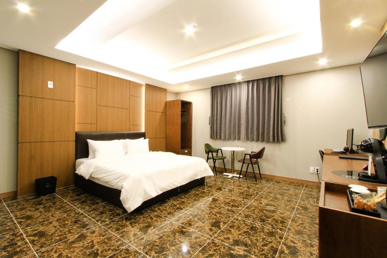The King Hotel Пусан Экстерьер фото