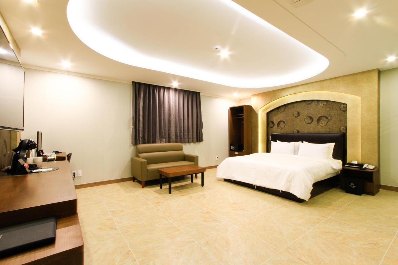 The King Hotel Пусан Экстерьер фото